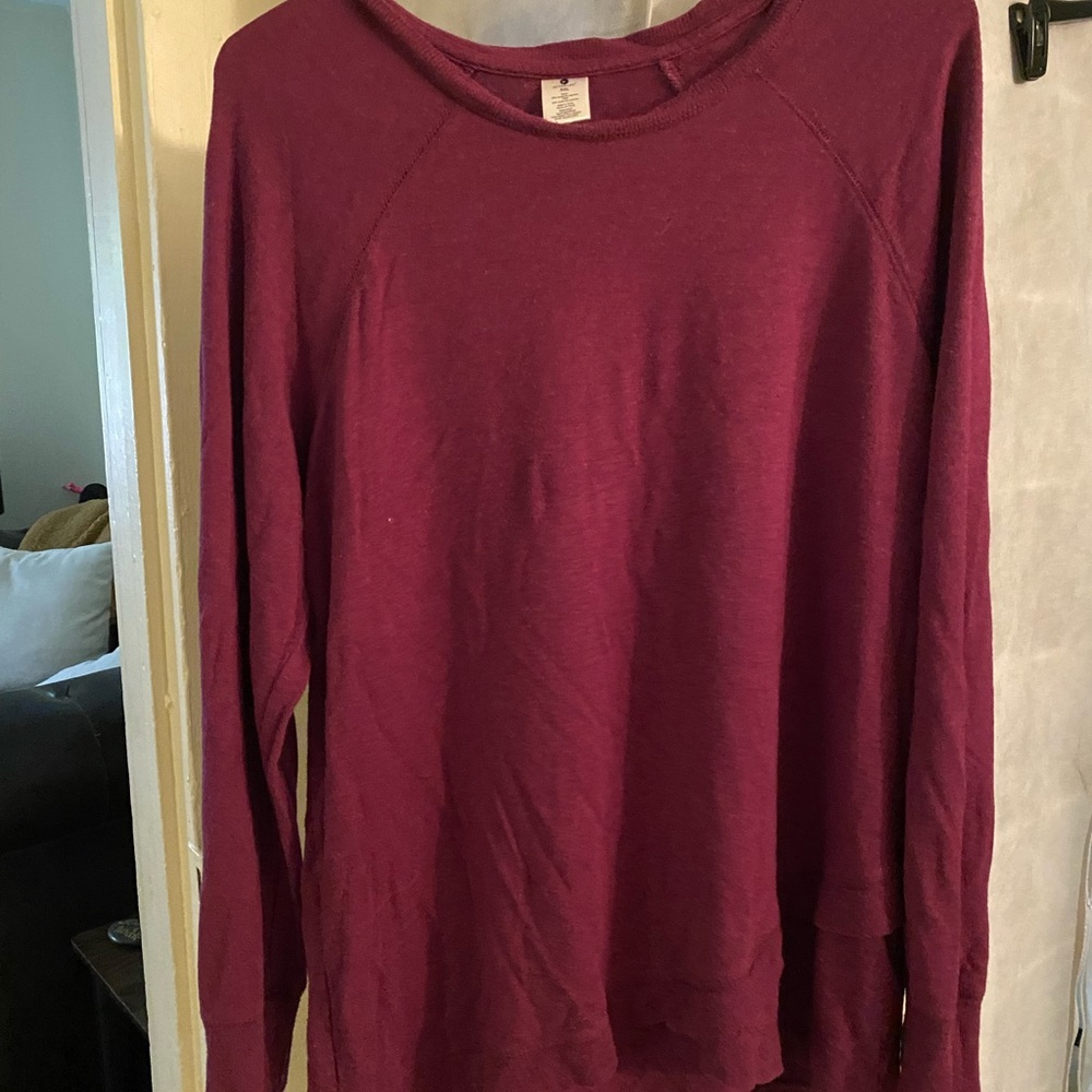 Burgundy light weight sweater xxl